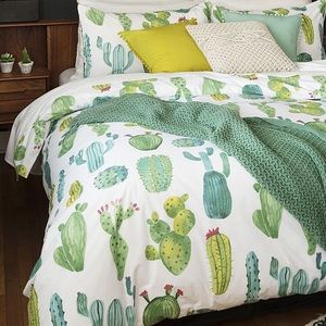 Duvet cover and pillow shams